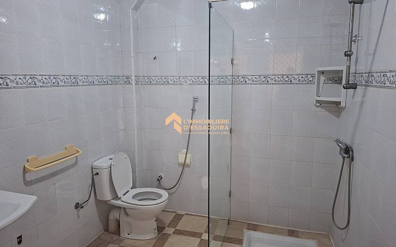 Charmant appartement avec patio (13)